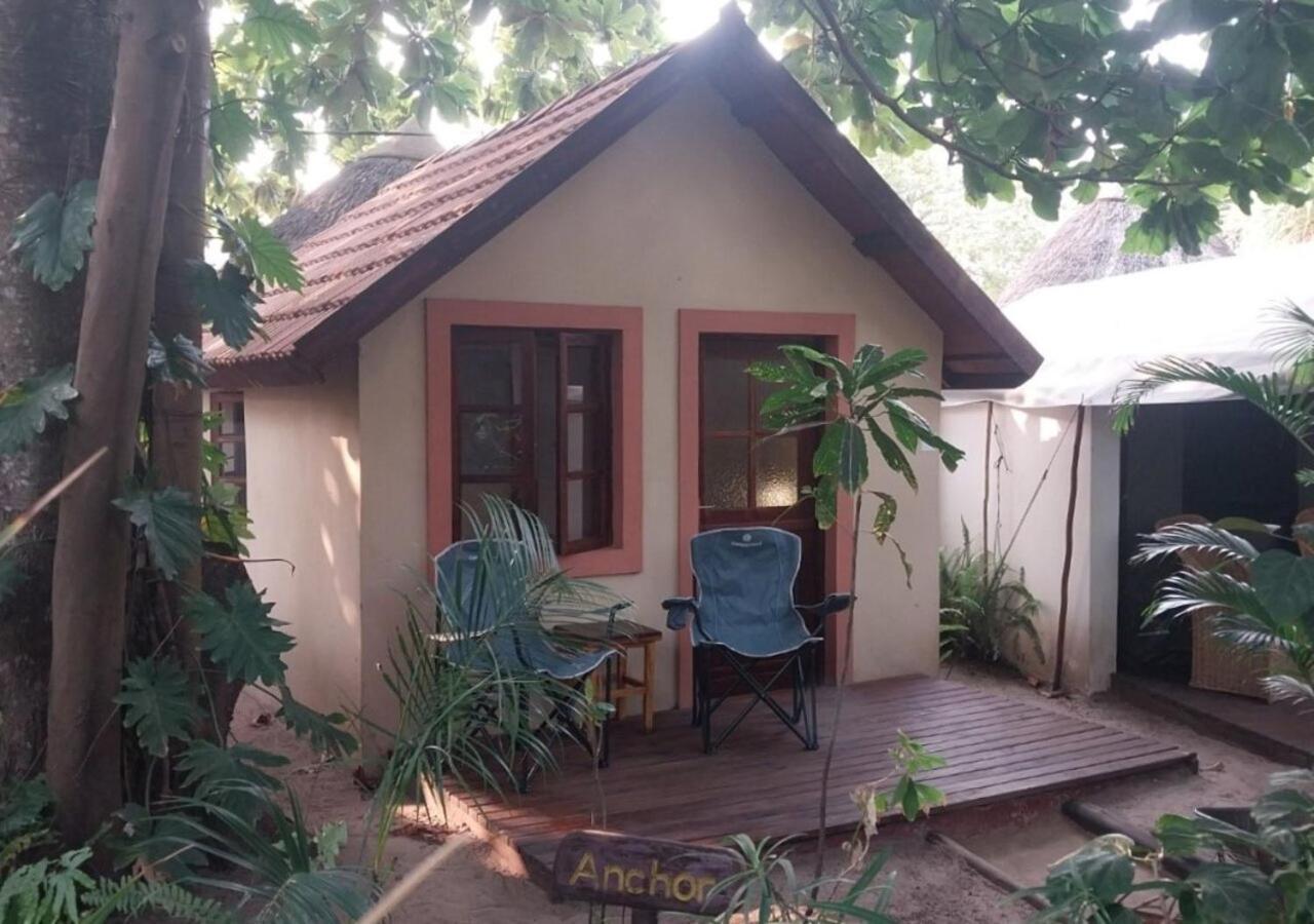 Devocean Eco Adventure Lodge Понта-ду-Ору Екстер'єр фото