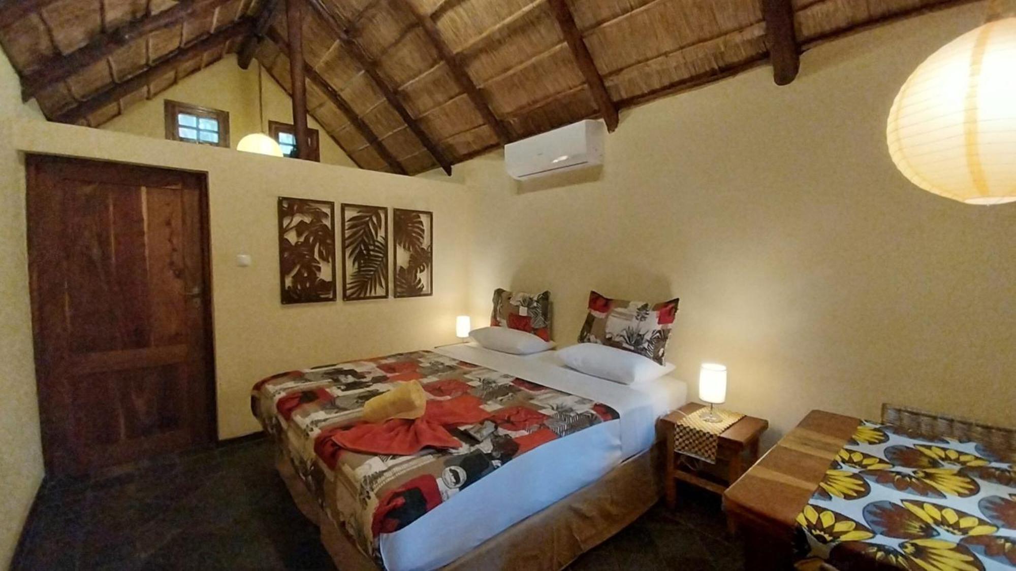 Devocean Eco Adventure Lodge Понта-ду-Ору Екстер'єр фото